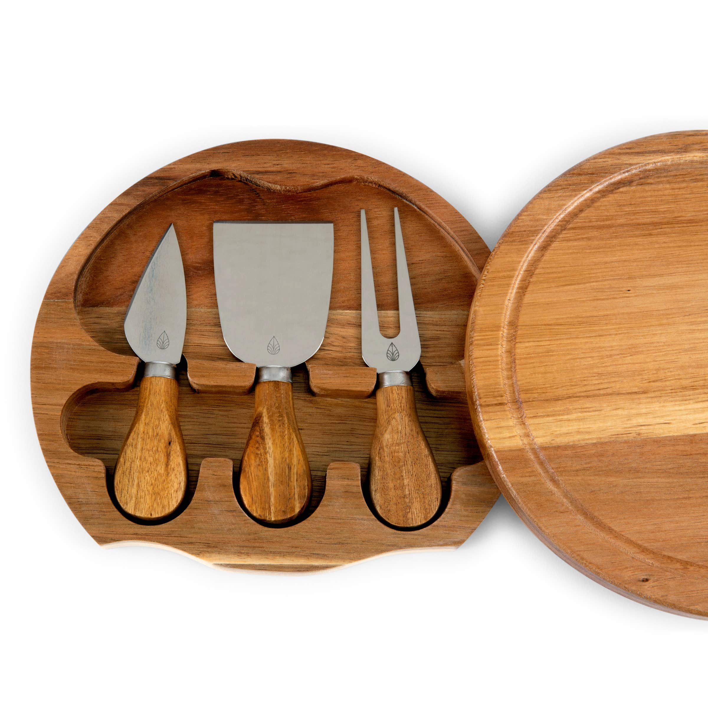 Acacia Brie Cheese Cutting Board & Tools - Image 16