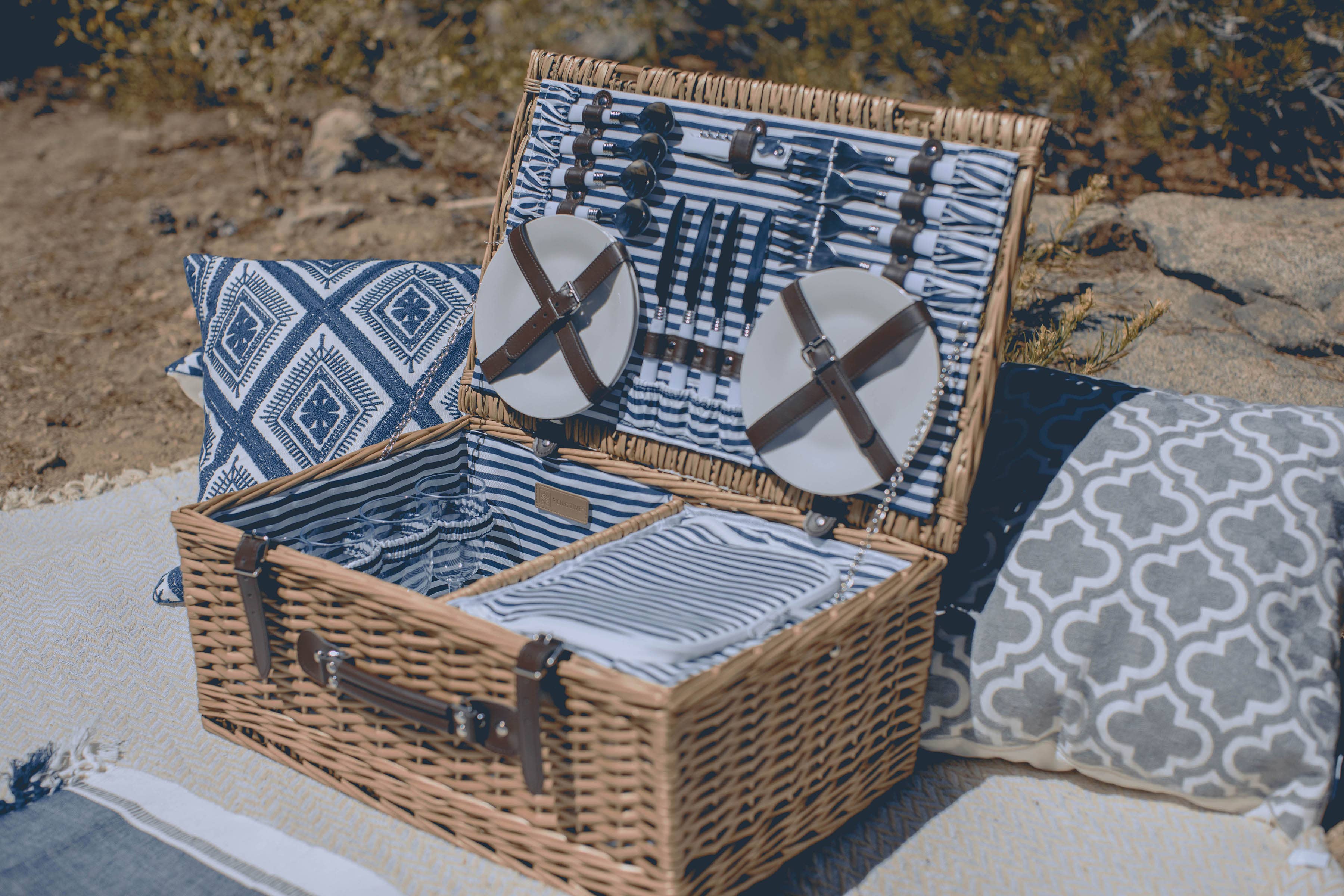 Belmont Picnic Basket, (Navy Blue & White Stripe) - Image 3