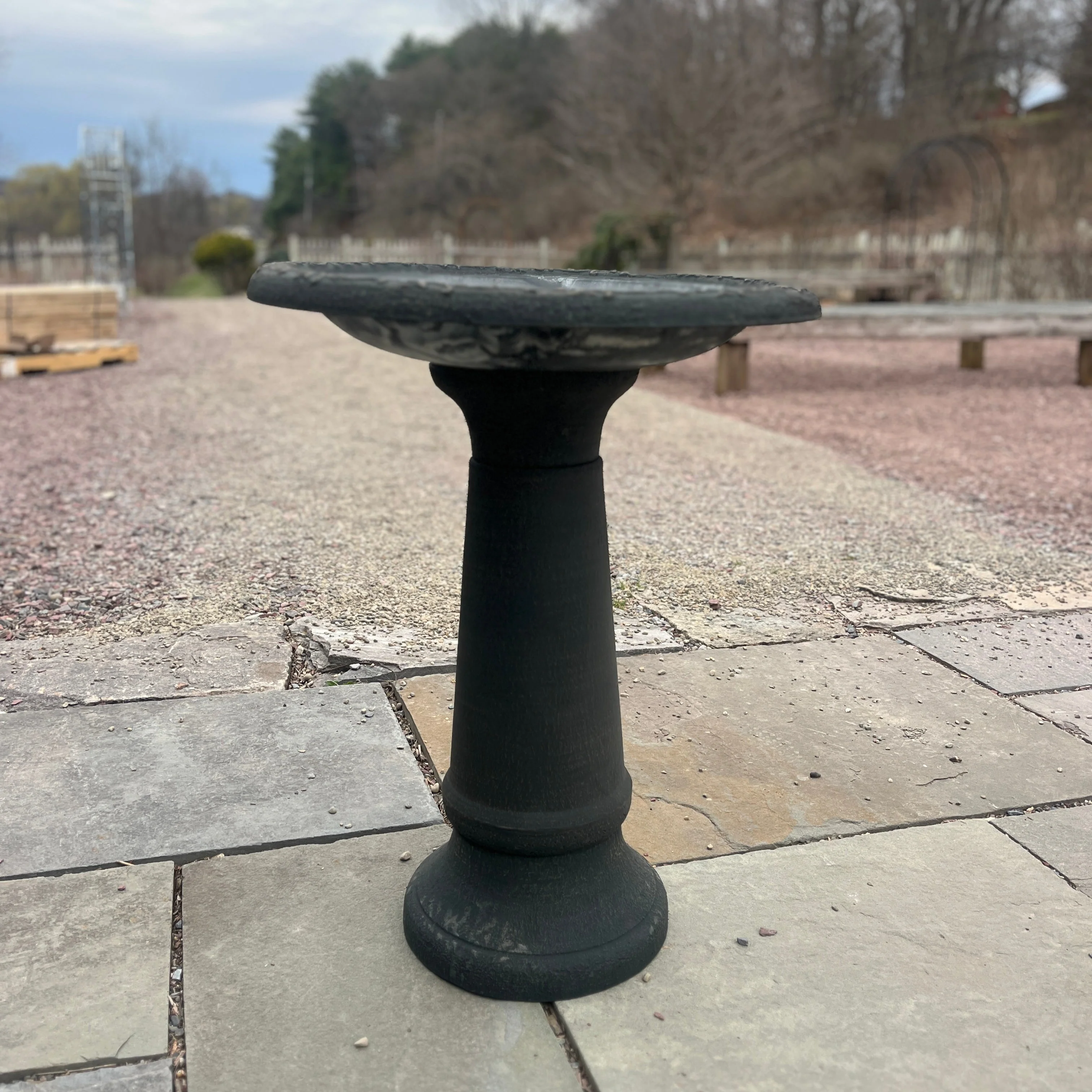 30" Bird Bath