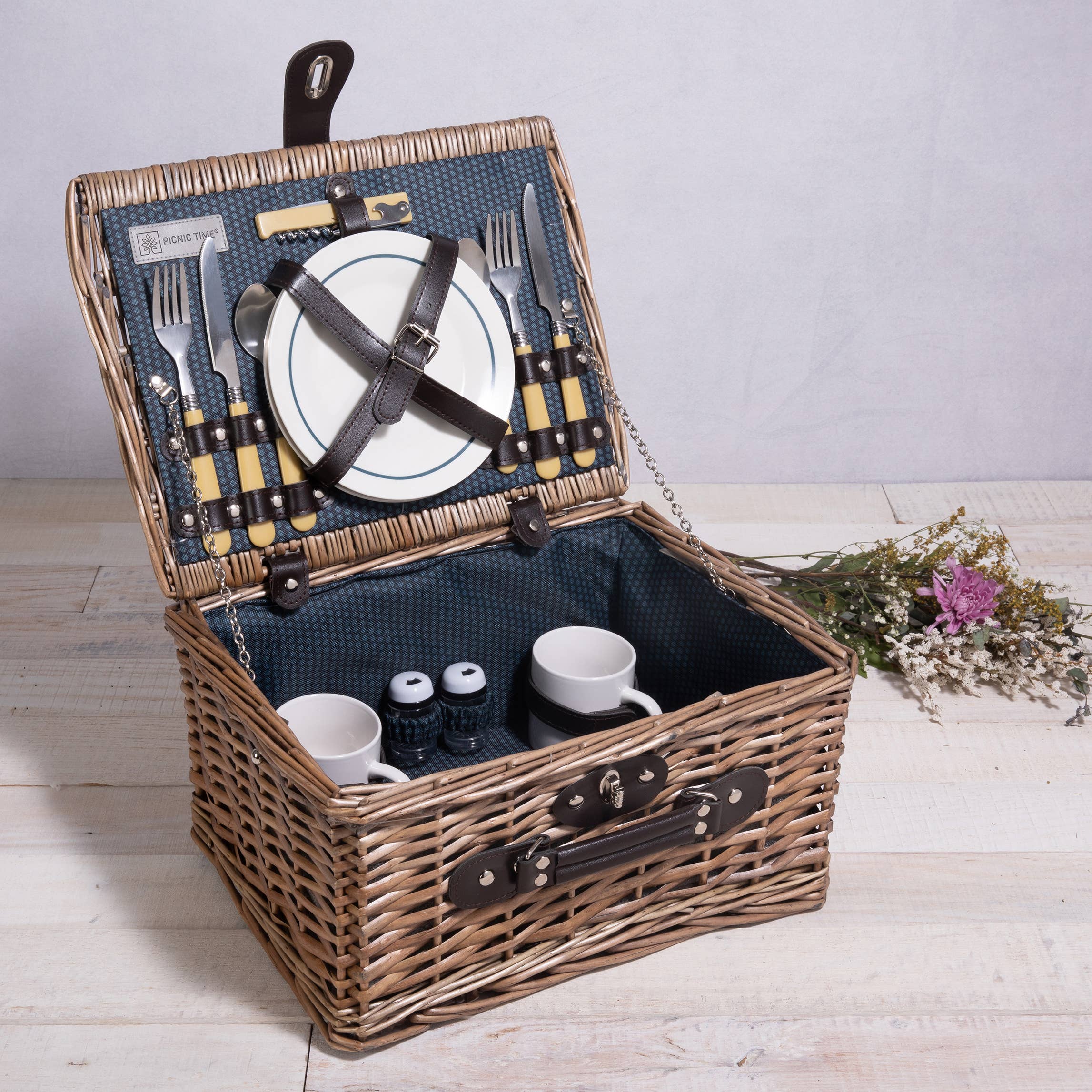Catalina Picnic Basket - Image 2
