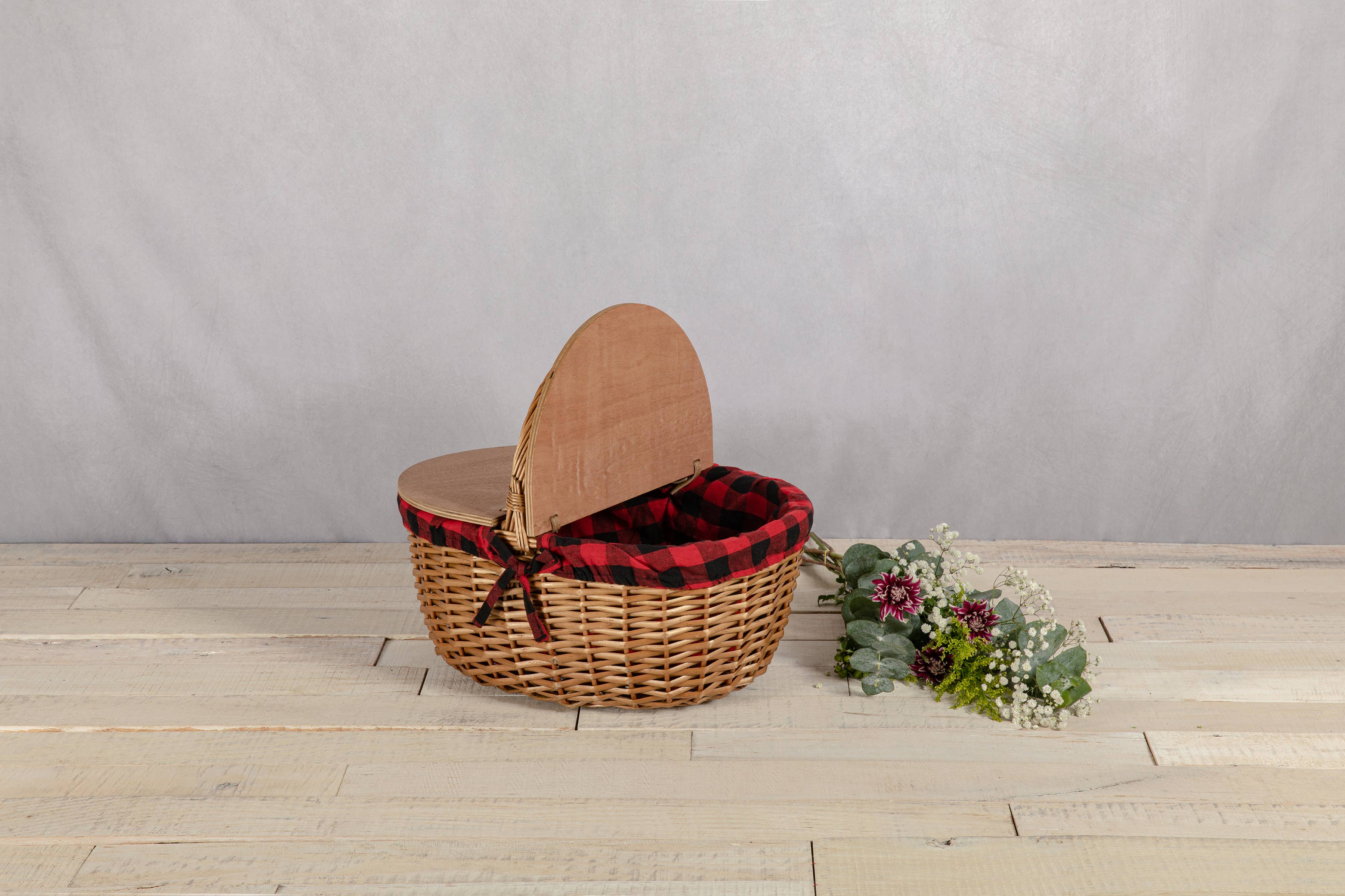 Country Vintage Picnic Wicker Basket - Image 16