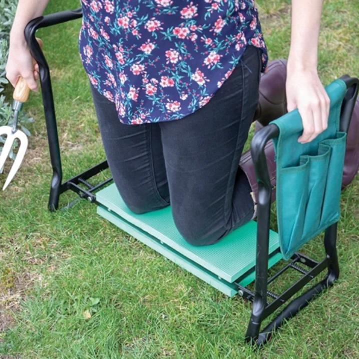 Foldaway Garden Kneeler & Seat - Image 2