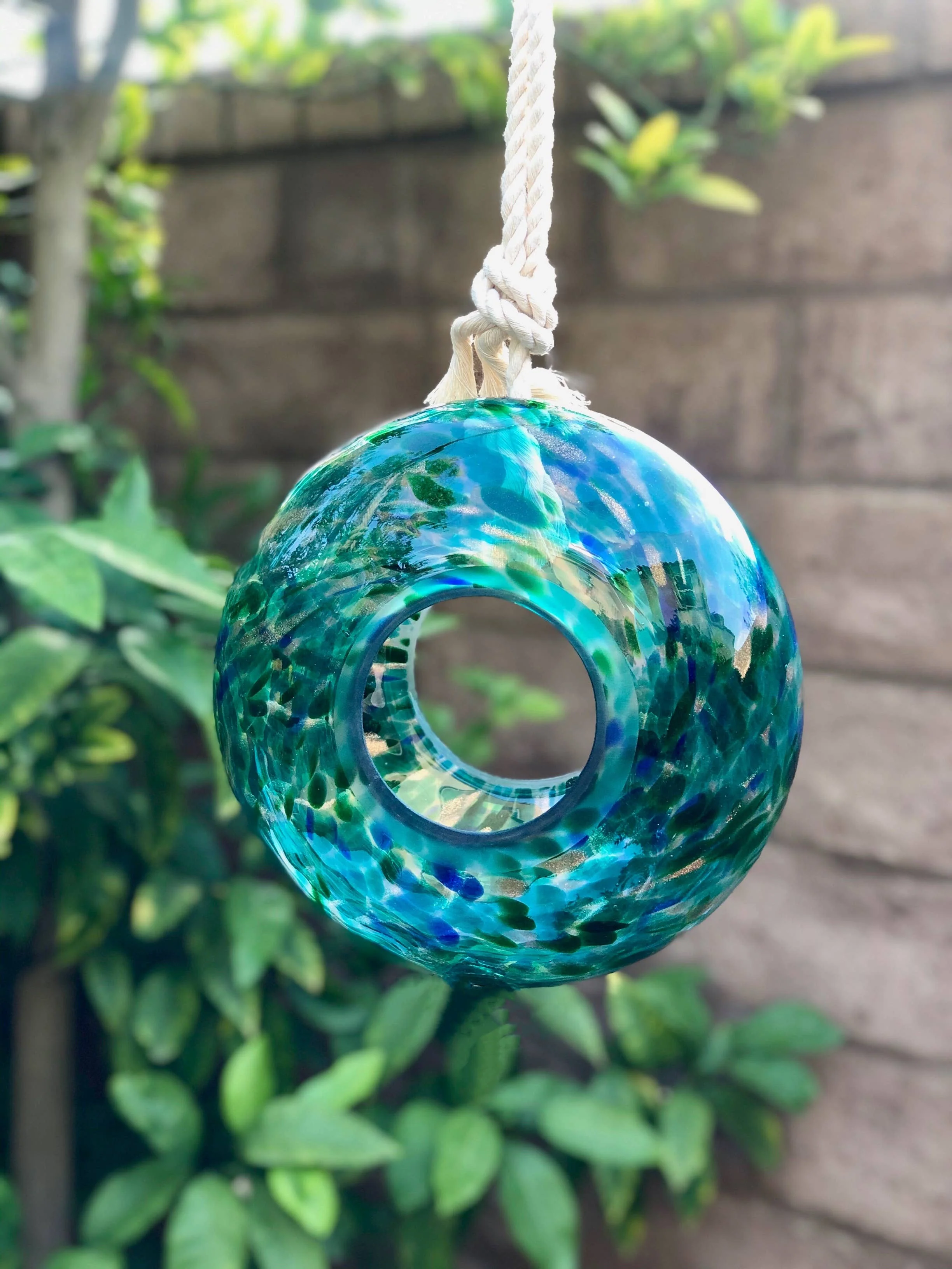 Handcraft Art Glass Bird Feeder - Image 6