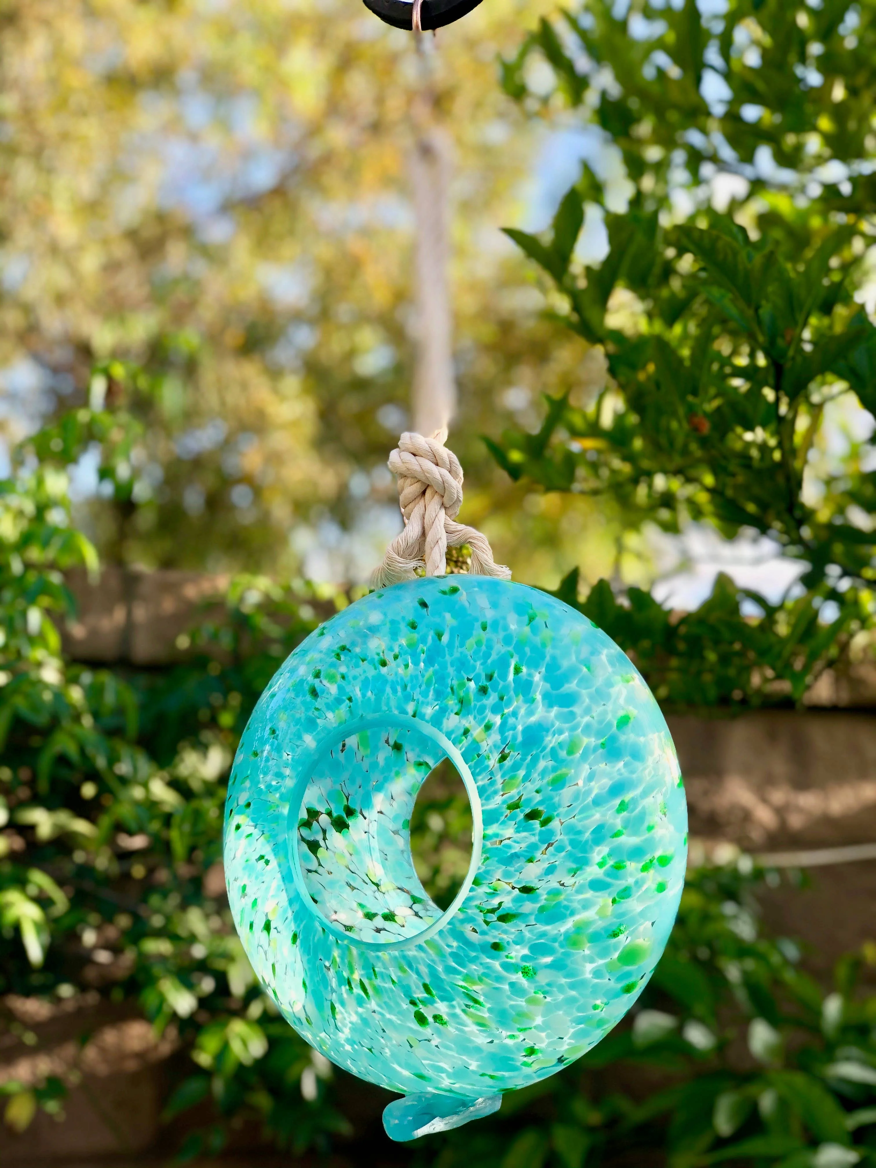 Handcraft Art Glass Bird Feeder - Image 9