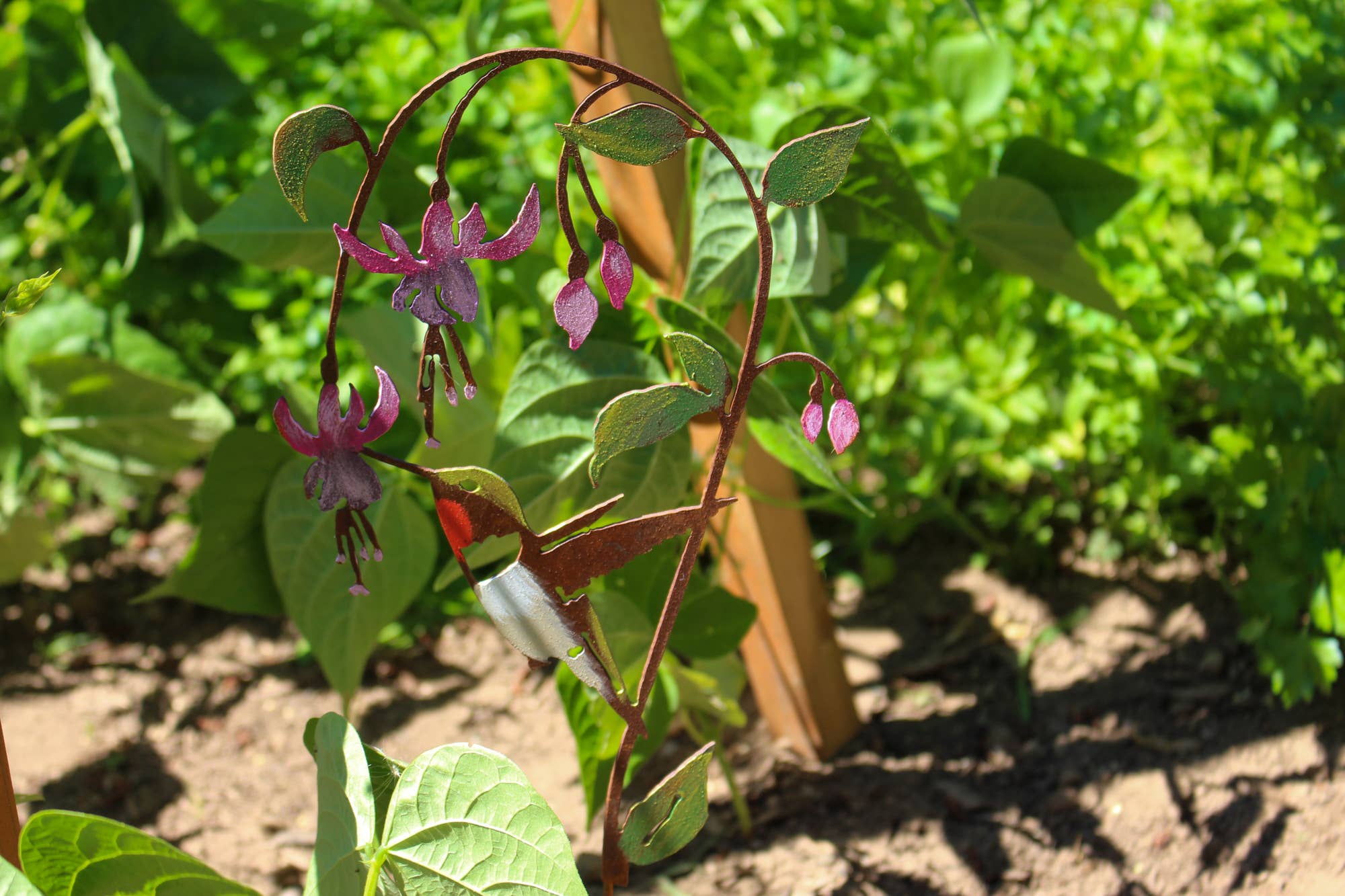 Hummingbird on Fuchsia Pick -Painted - Image 6