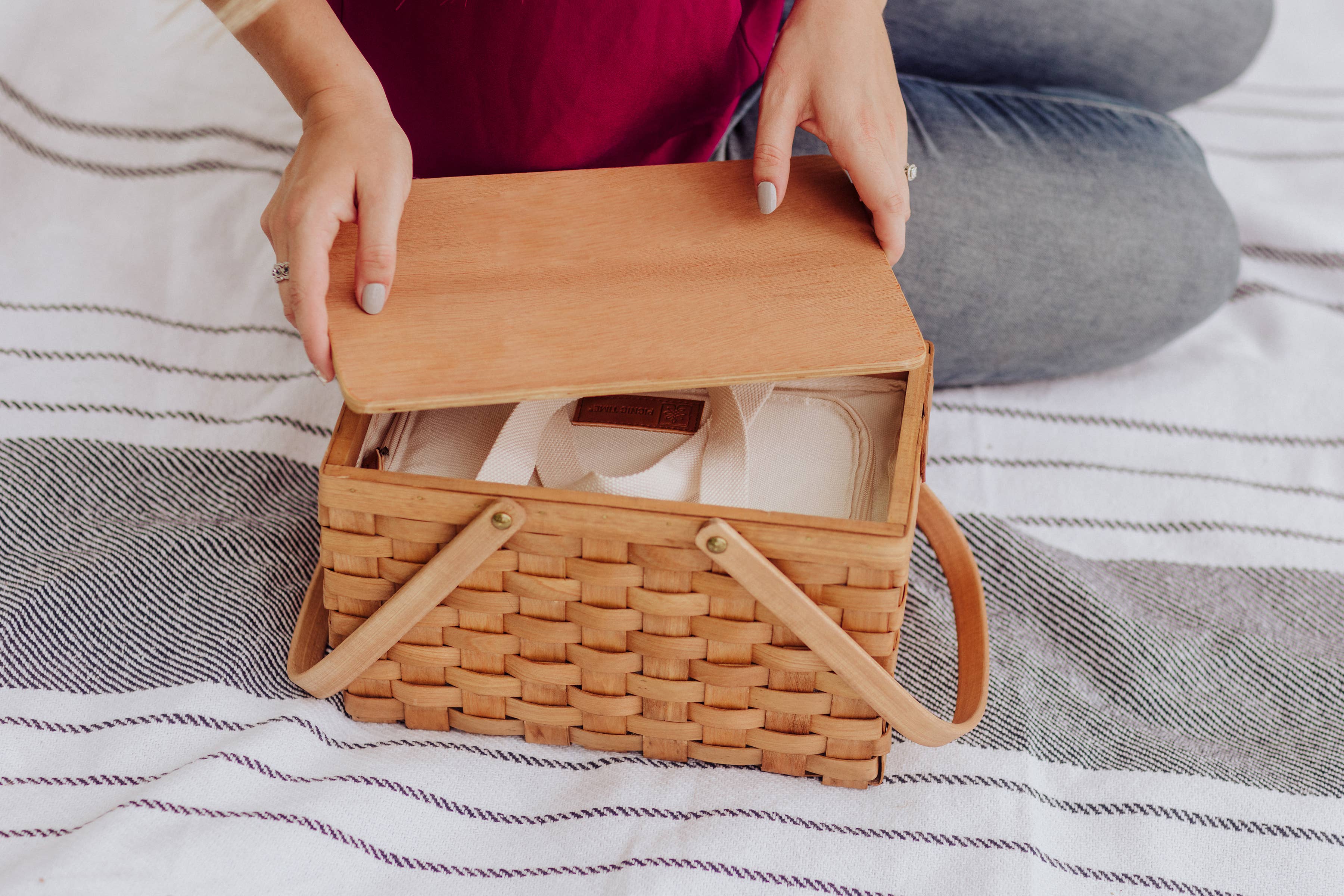 Poppy Personal Picnic Basket, (Beige) - Image 10