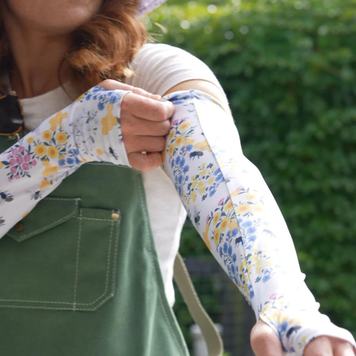 Protection Sleeves - Save the Bees - Cream - Image 3
