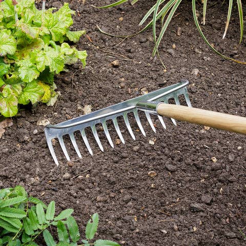RHS Garden/Ground  Rake - Image 3