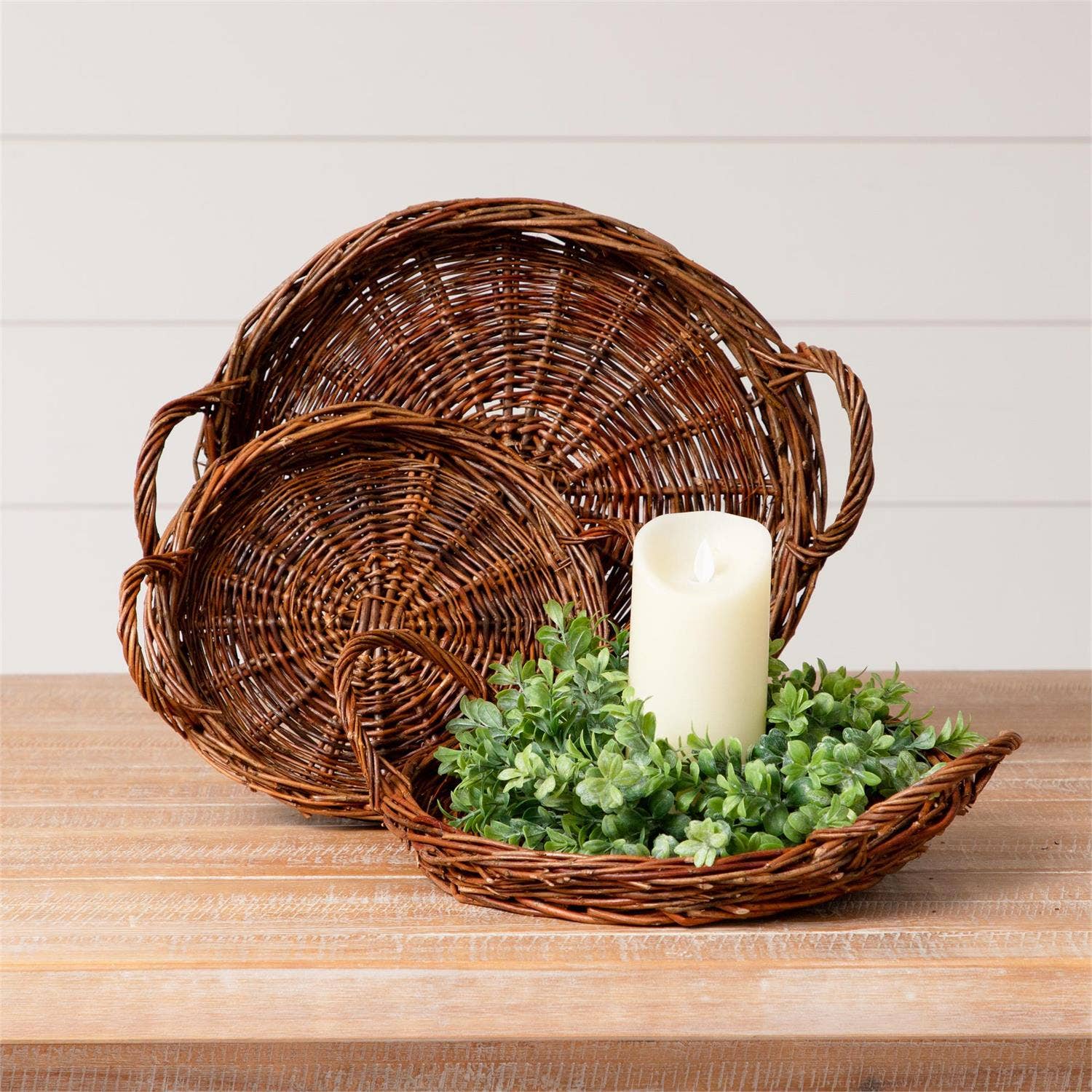 Round Willow Basket Trays - Image 2