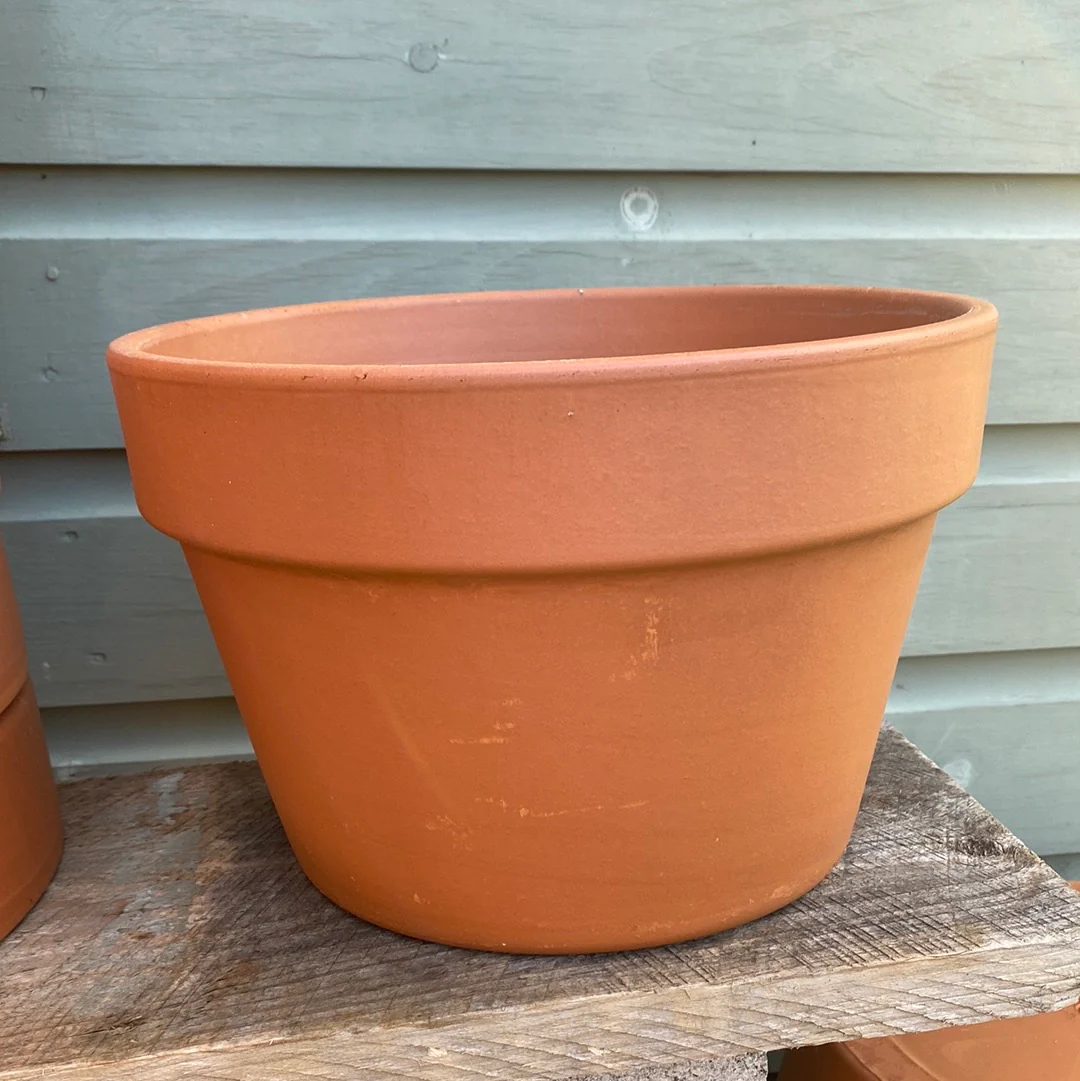Terracotta Pots/Planters - Assorted - Image 5