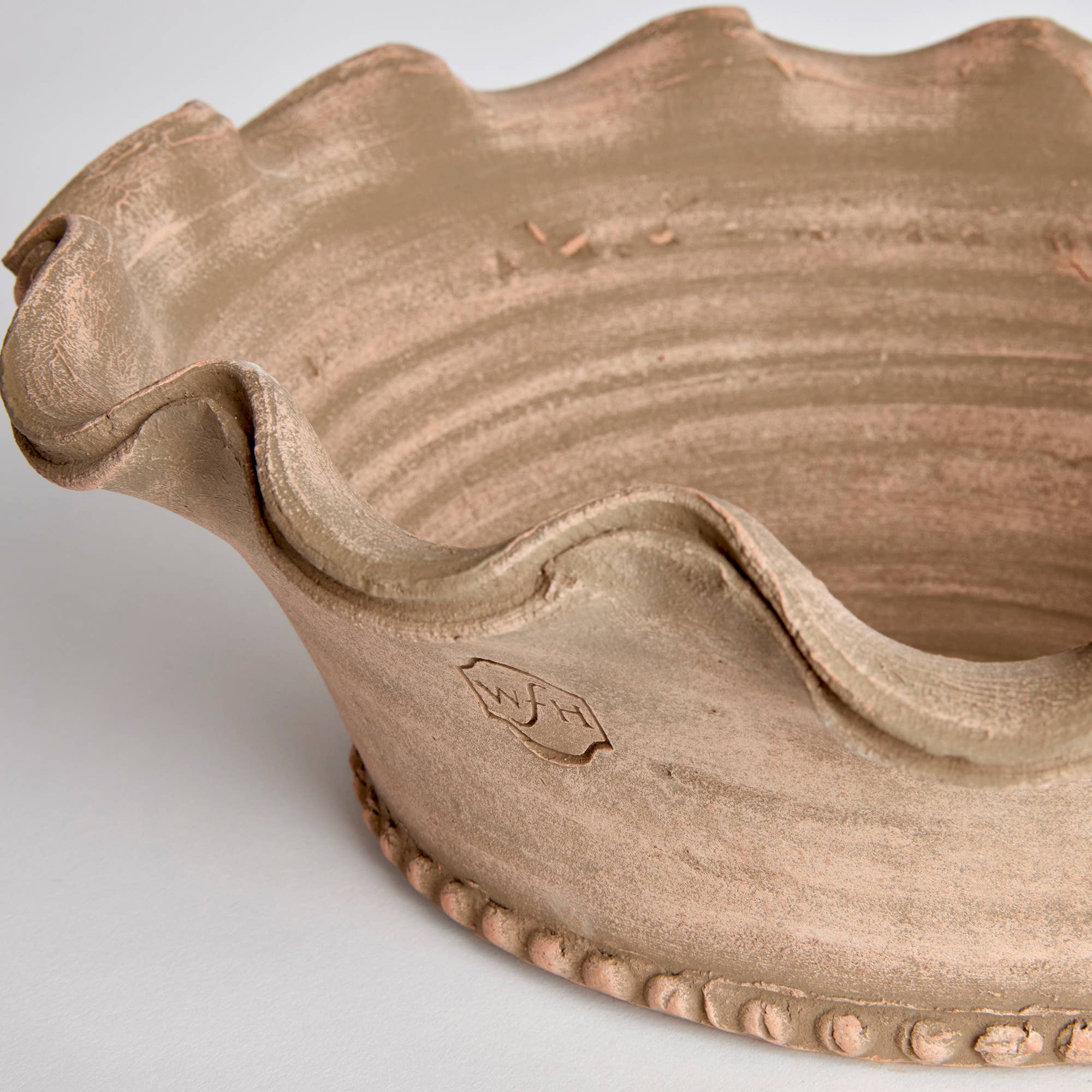 Wakefield Handmade Festonee Forcing Pot #6, Aged Terracotta - Image 4
